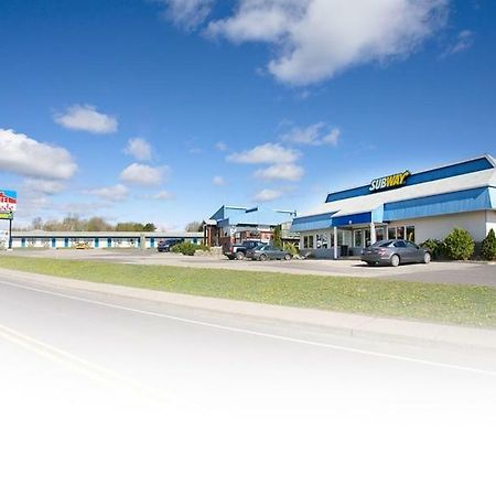 Motel Claude Degelis Eksteriør bilde
