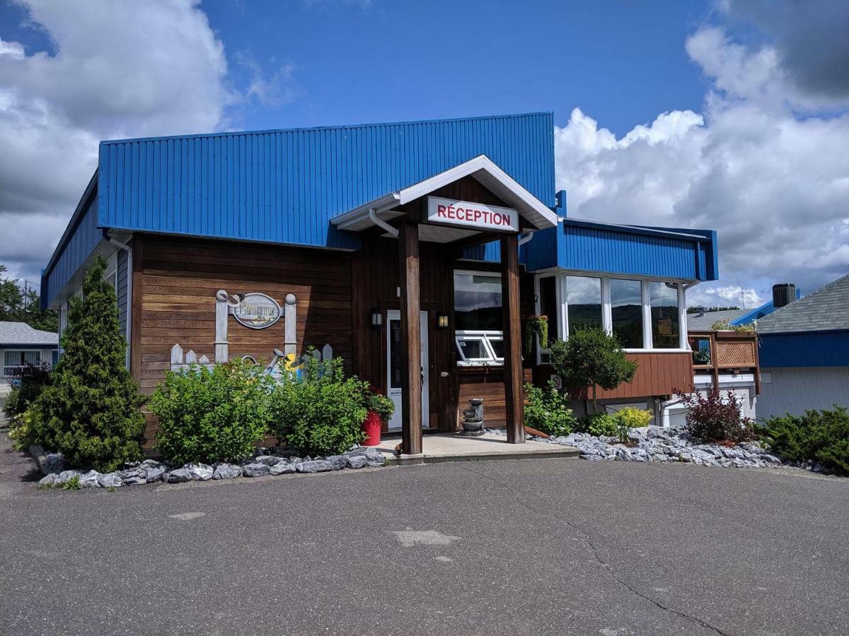 Motel Claude Degelis Eksteriør bilde